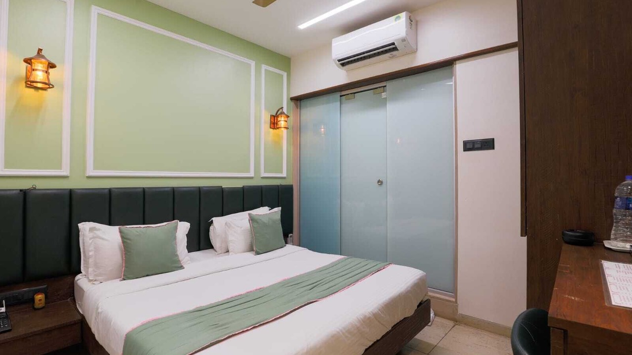 Photo of Bedroom in Marol