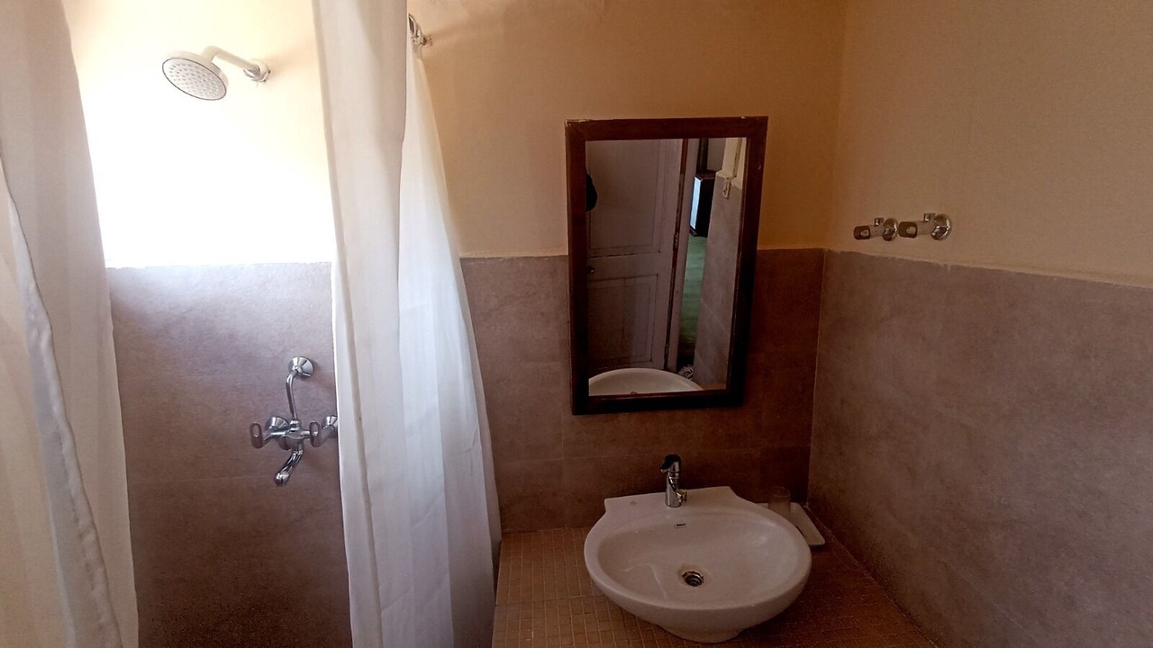 Photo of Bathroom in Leh