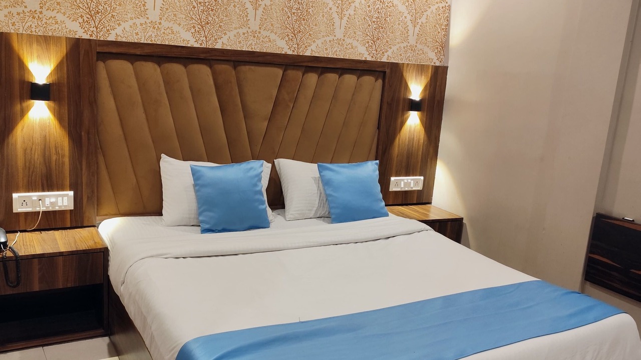 Photo of Bedroom in Marol