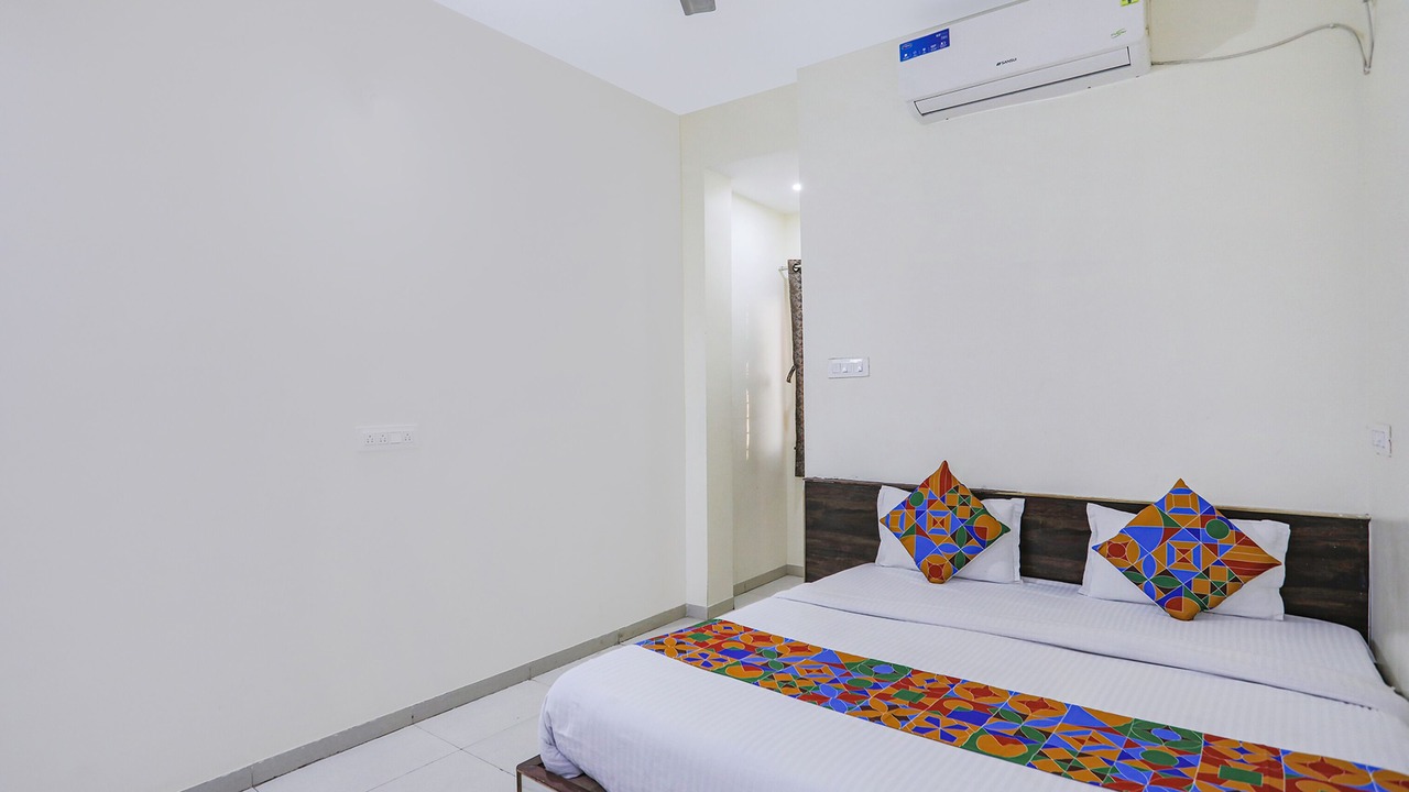 Photo of Bedroom in Hingana