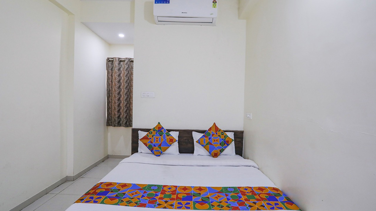 Photo of Bedroom in Hingana