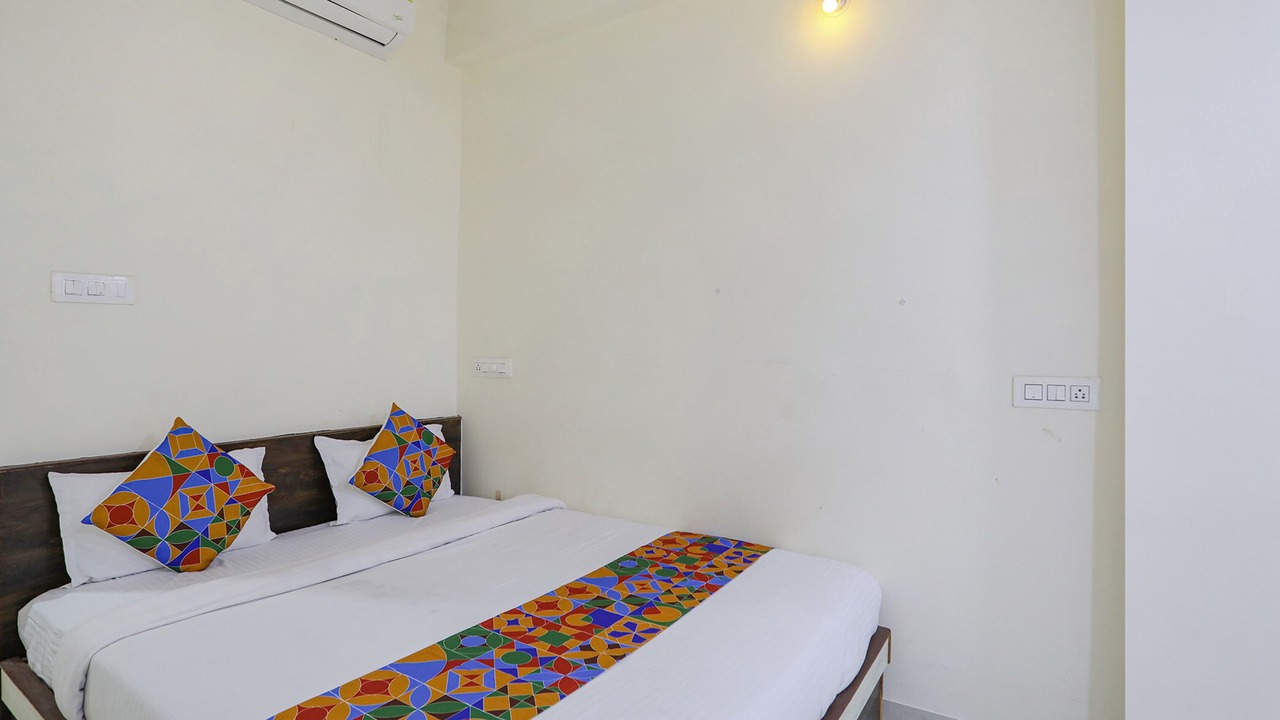 Photo of Bedroom in Hingana