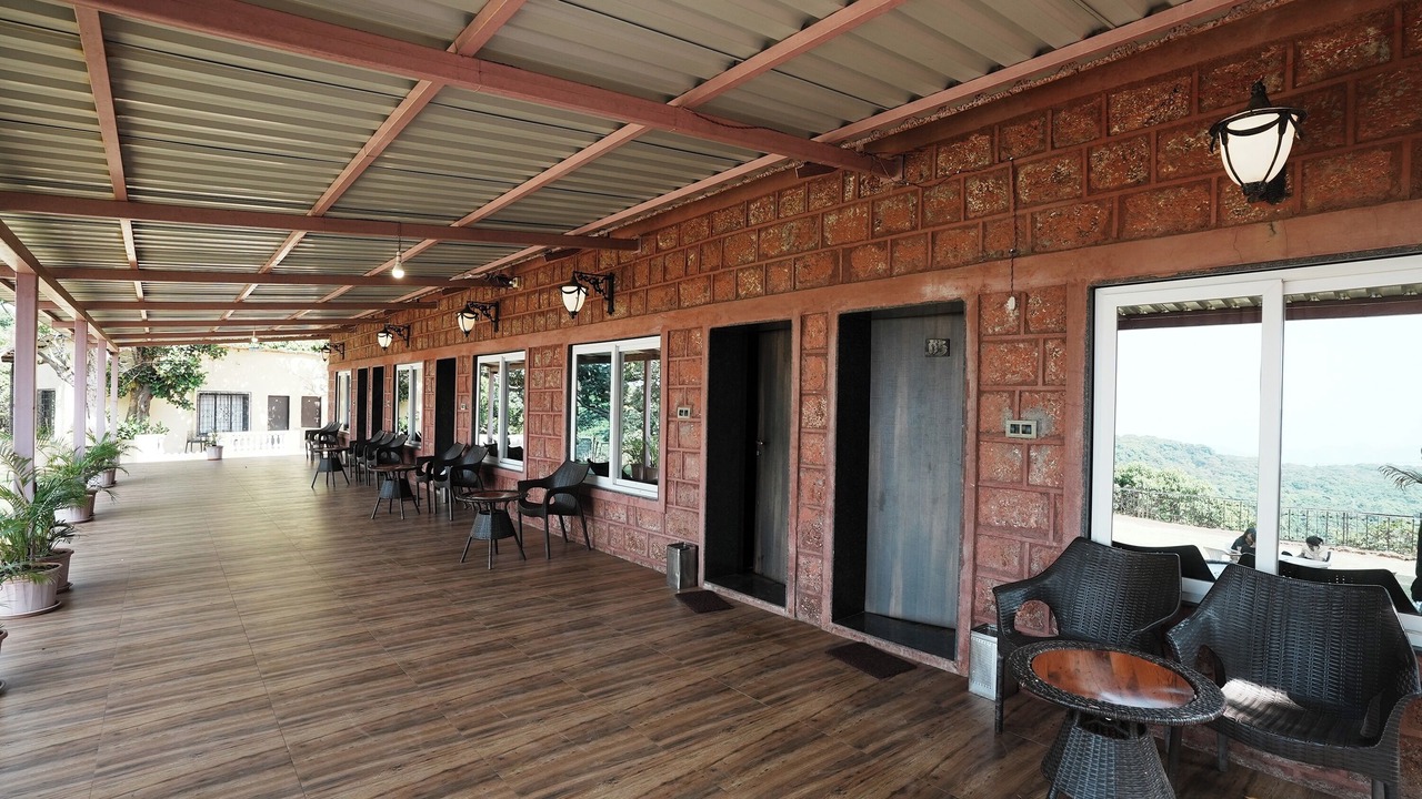 Photo of Patio Balcony in Mahabaleshwar