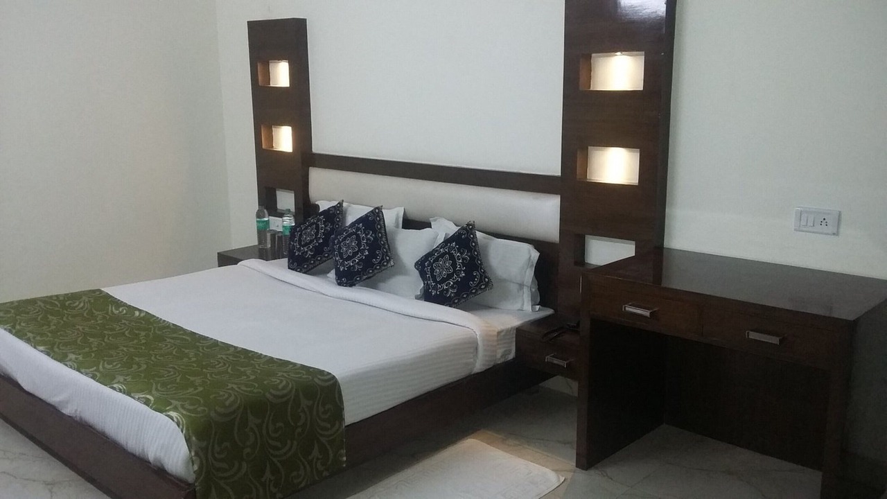 Photo of Bedroom in Kandaghat