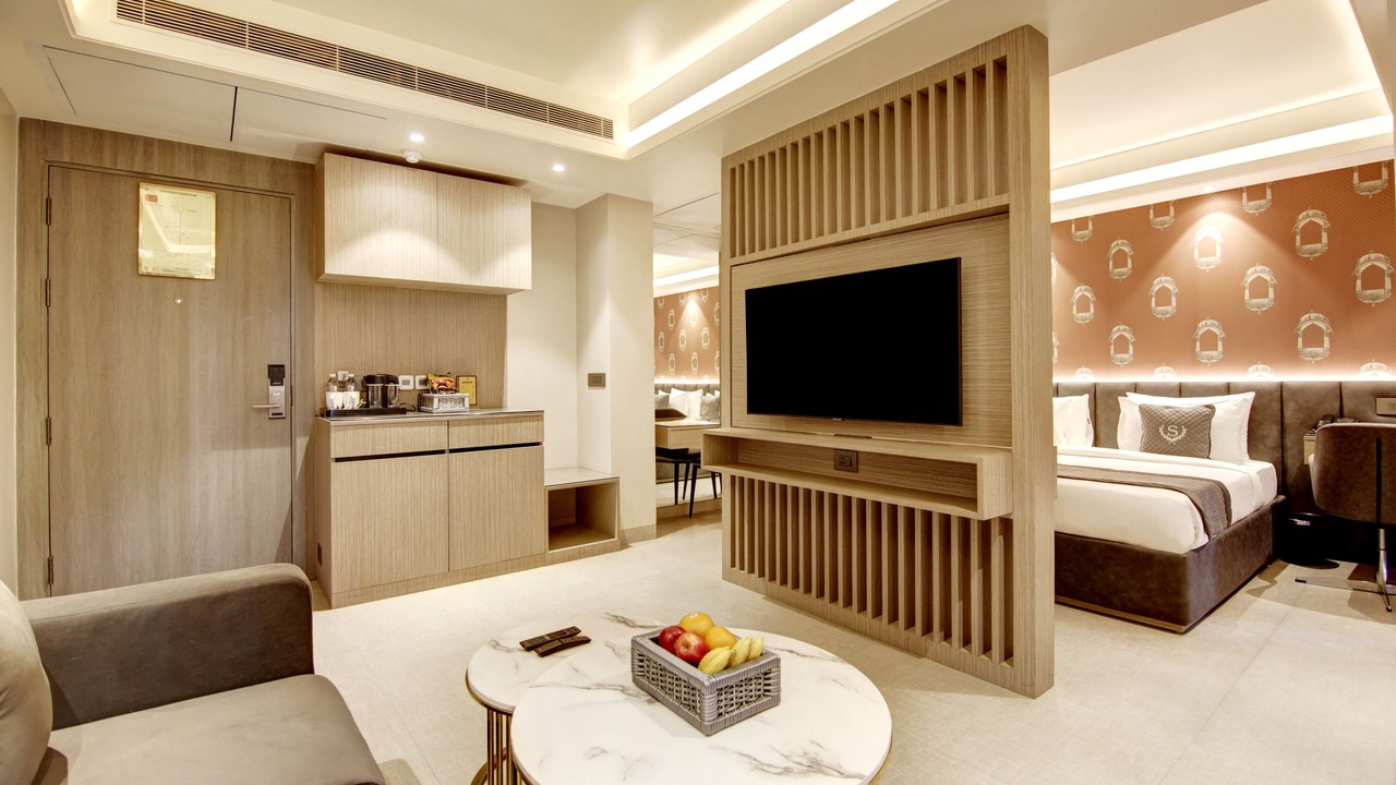 Photo of Bedroom in DLF Phase 3