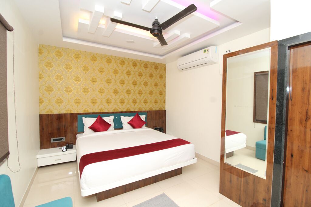 Photo of Bedroom in Bhopal
