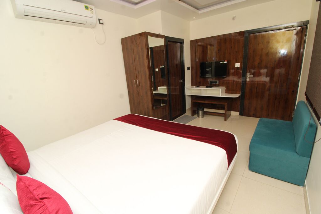 Photo of Bedroom in Bhopal