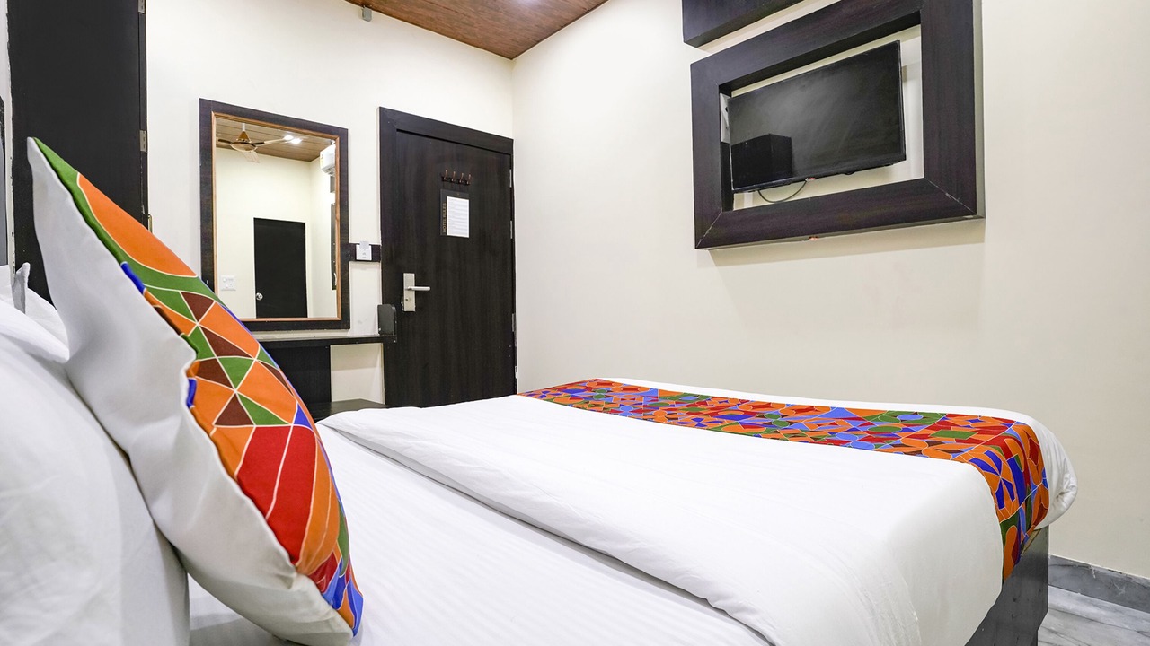 Photo of Bedroom in Cuffe Parade