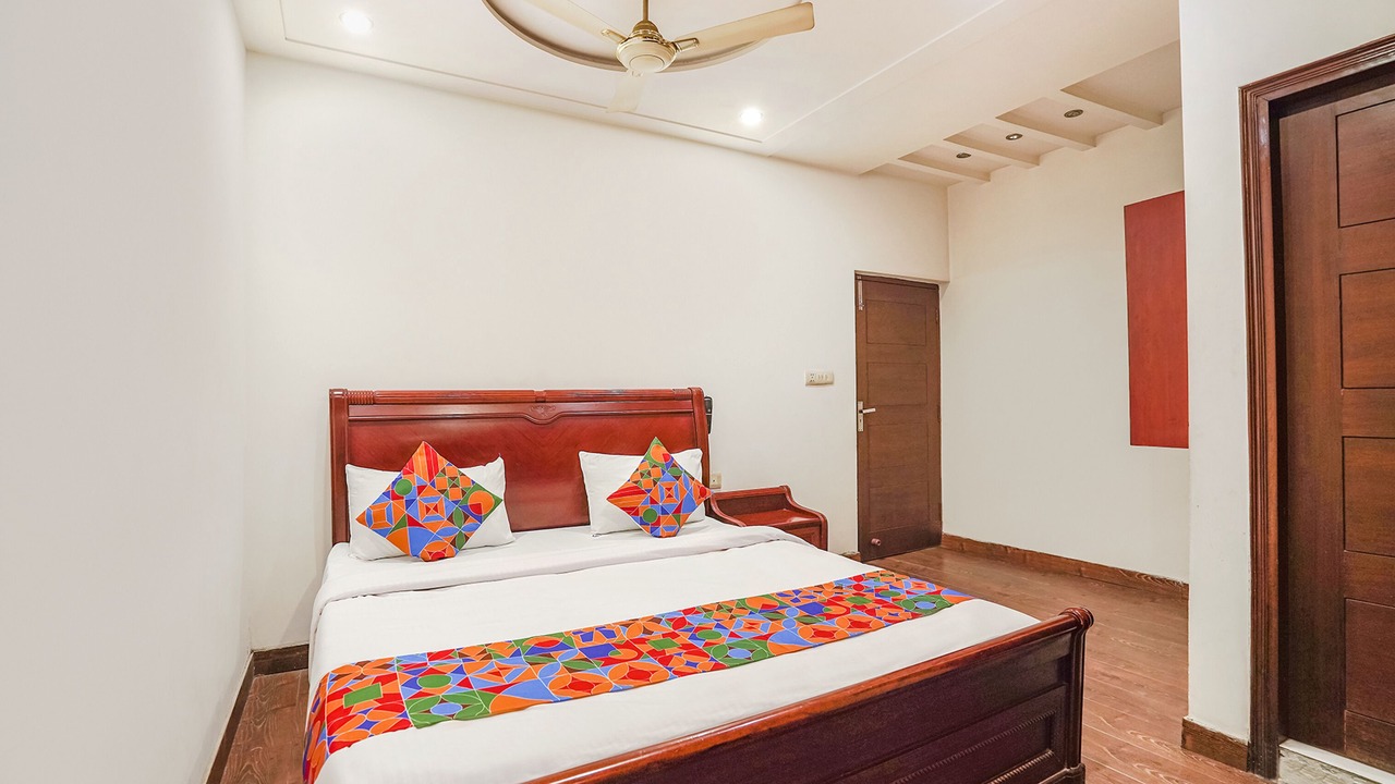 Photo of Bedroom in Rakabganj
