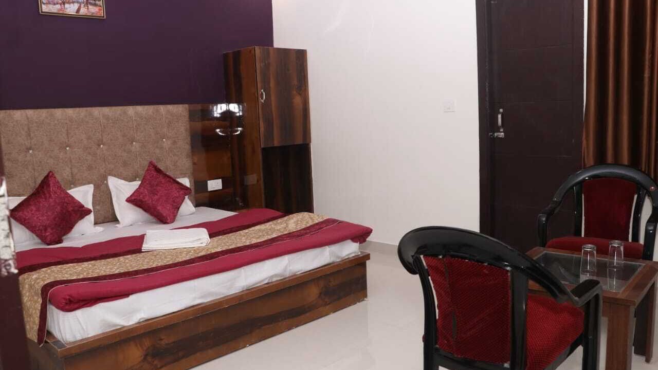 Photo of Bedroom in Haridwar