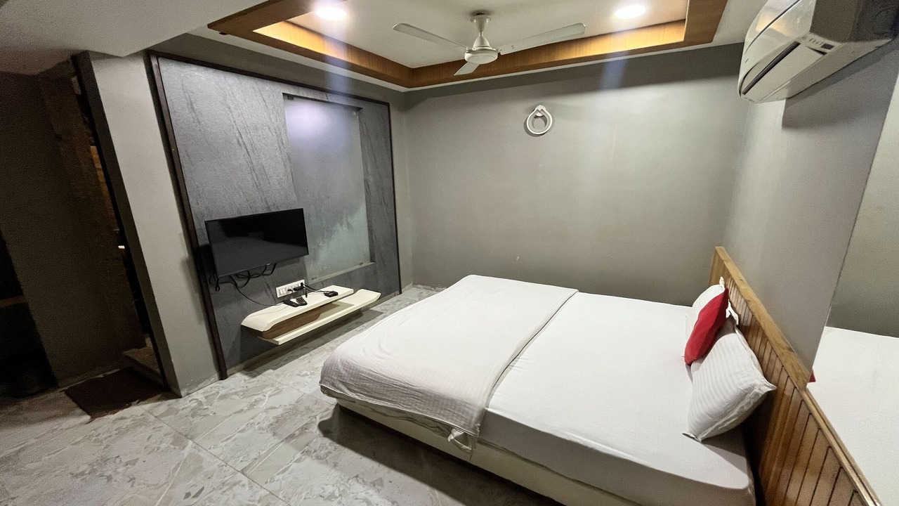 Photo of Bedroom in Ahmedabad