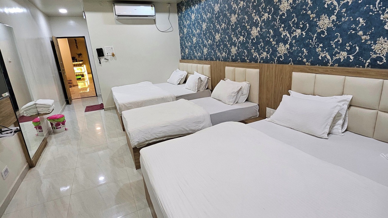 Photo of Bedroom in Tuljapur