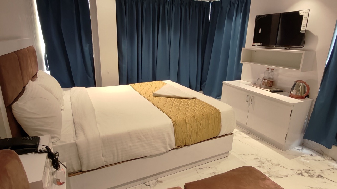 Photo of Bedroom in Jogeshwari West