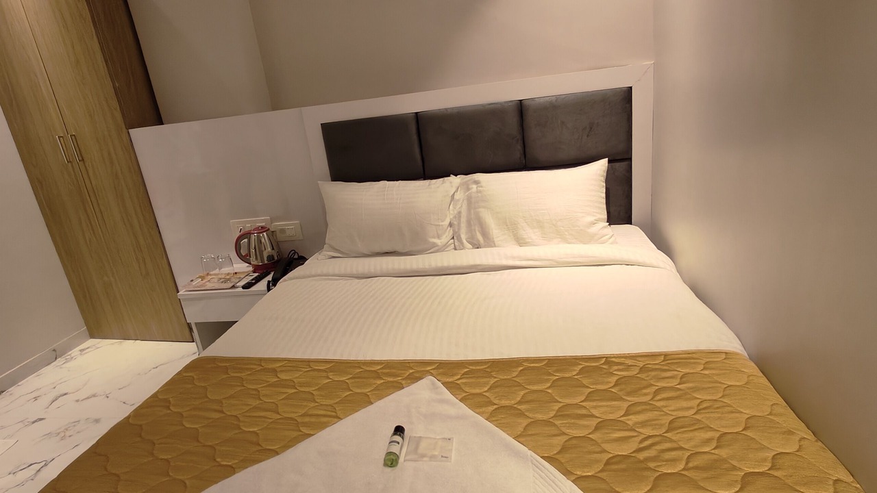 Photo of Bedroom in Jogeshwari West