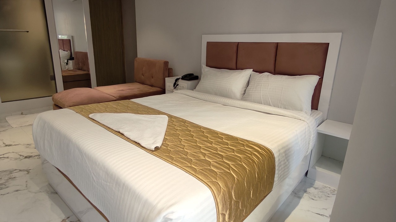 Photo of Bedroom in Jogeshwari West