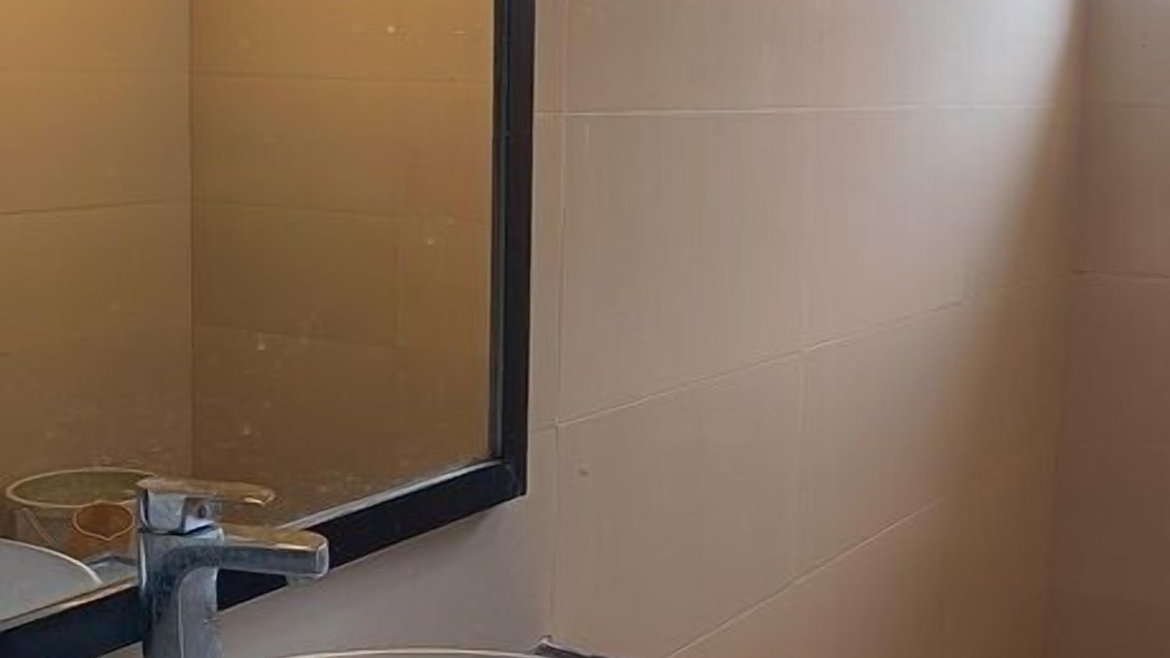 Photo of Bathroom in Mahabaleshwar