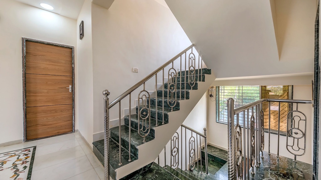 Photo of Livingroom in Wadgaon
