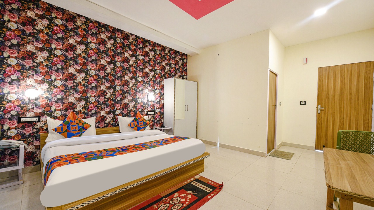 Photo of Bedroom in Dhanaulti