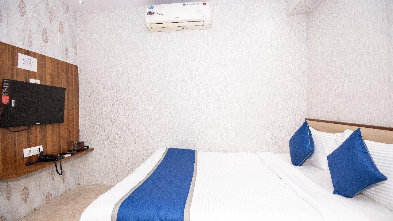 Photo of Bedroom in Surat
