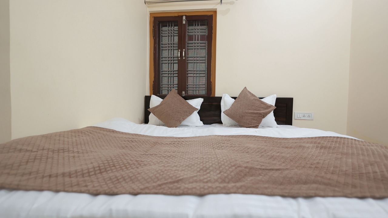 Photo of Bedroom in Haridwar