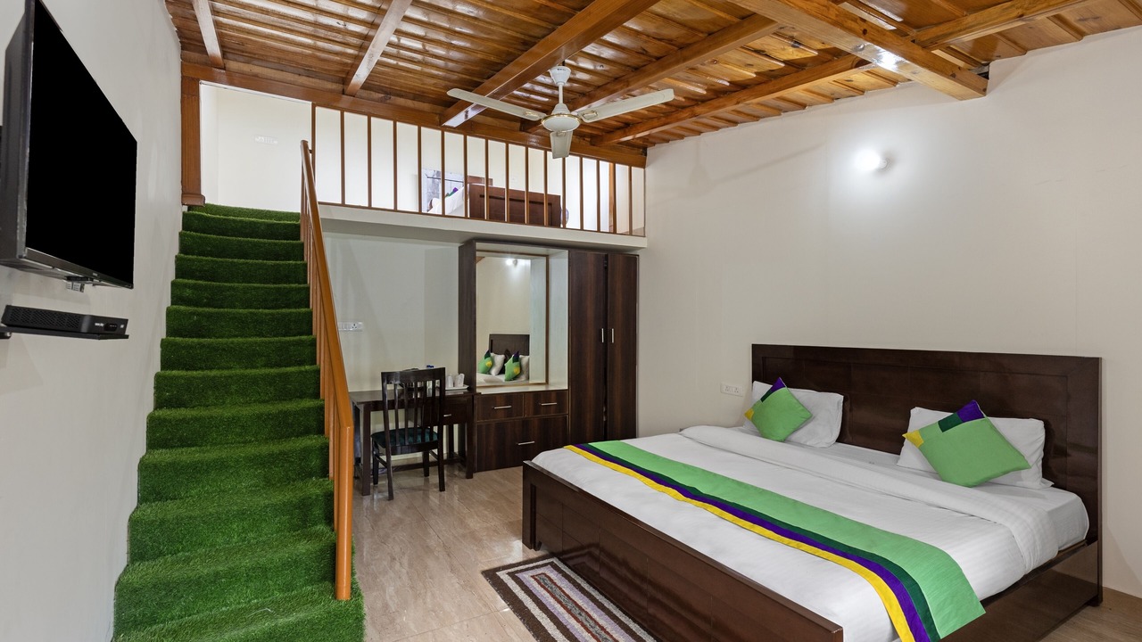 Photo of Bedroom in Bhimtal