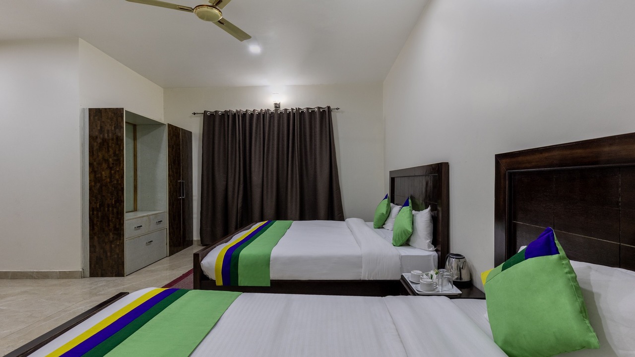 Photo of Bedroom in Bhimtal