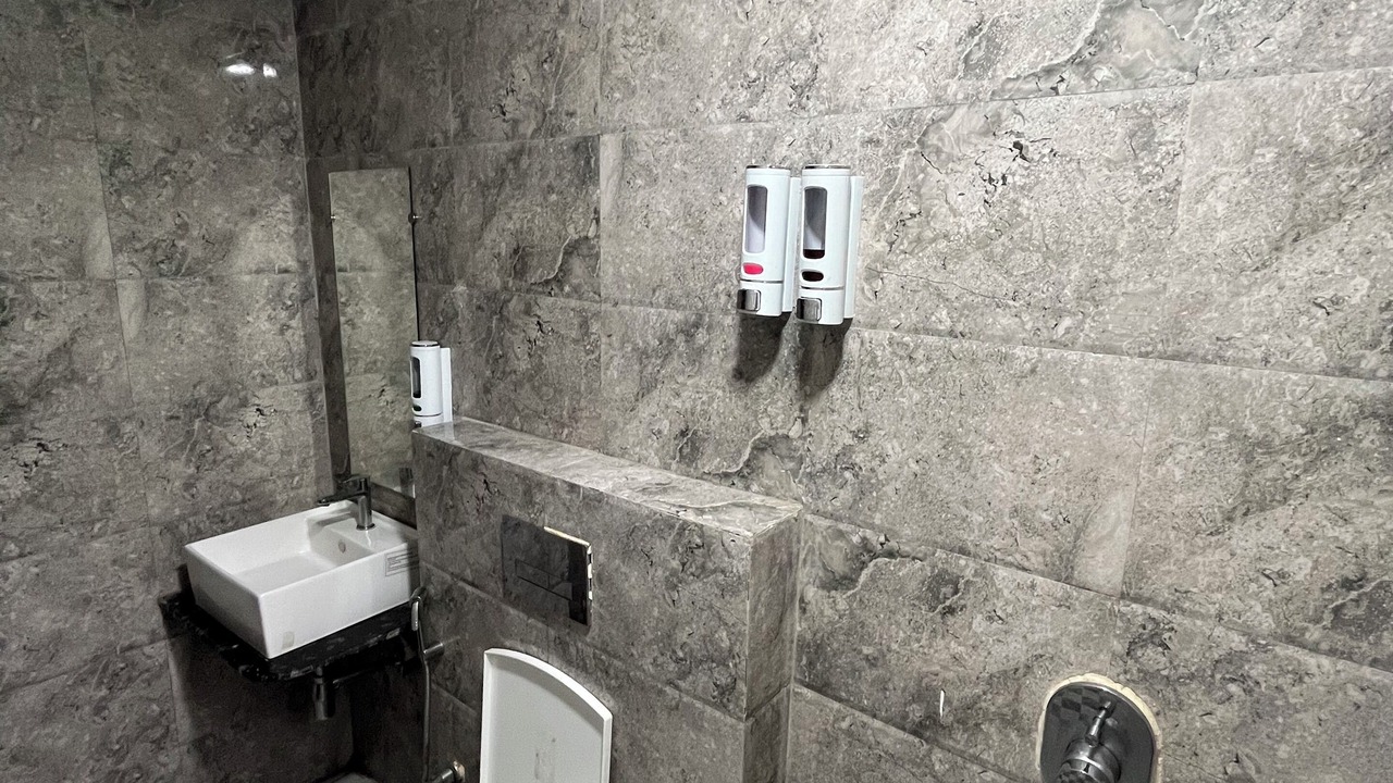 Photo of Bathroom in Arpora