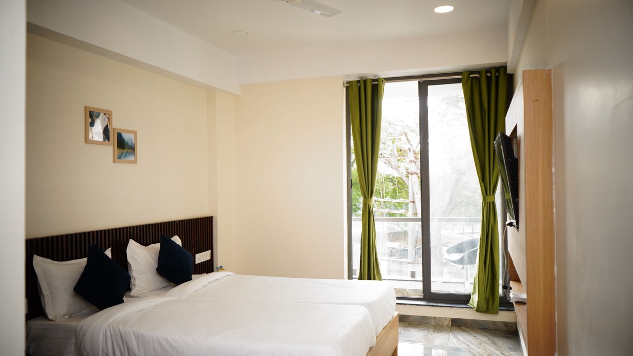 Photo of Bedroom in Dahej