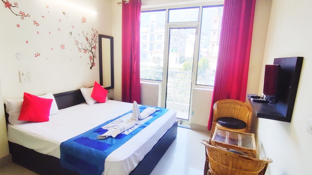 Photo of Bedroom in Tapovan