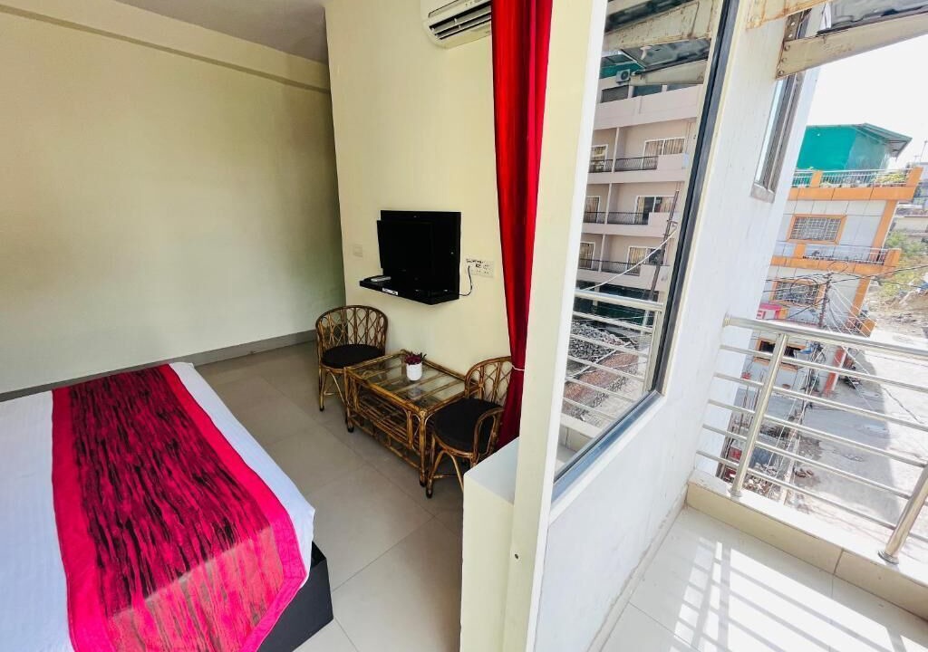 Photo of Bedroom in Tapovan