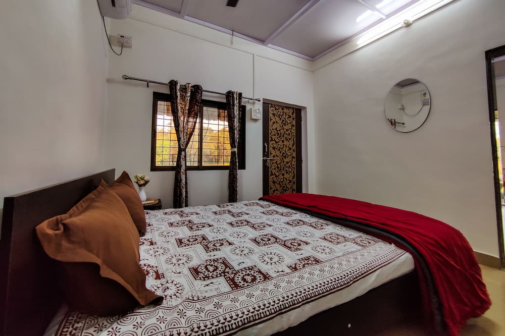 Photo of Bedroom in Vada