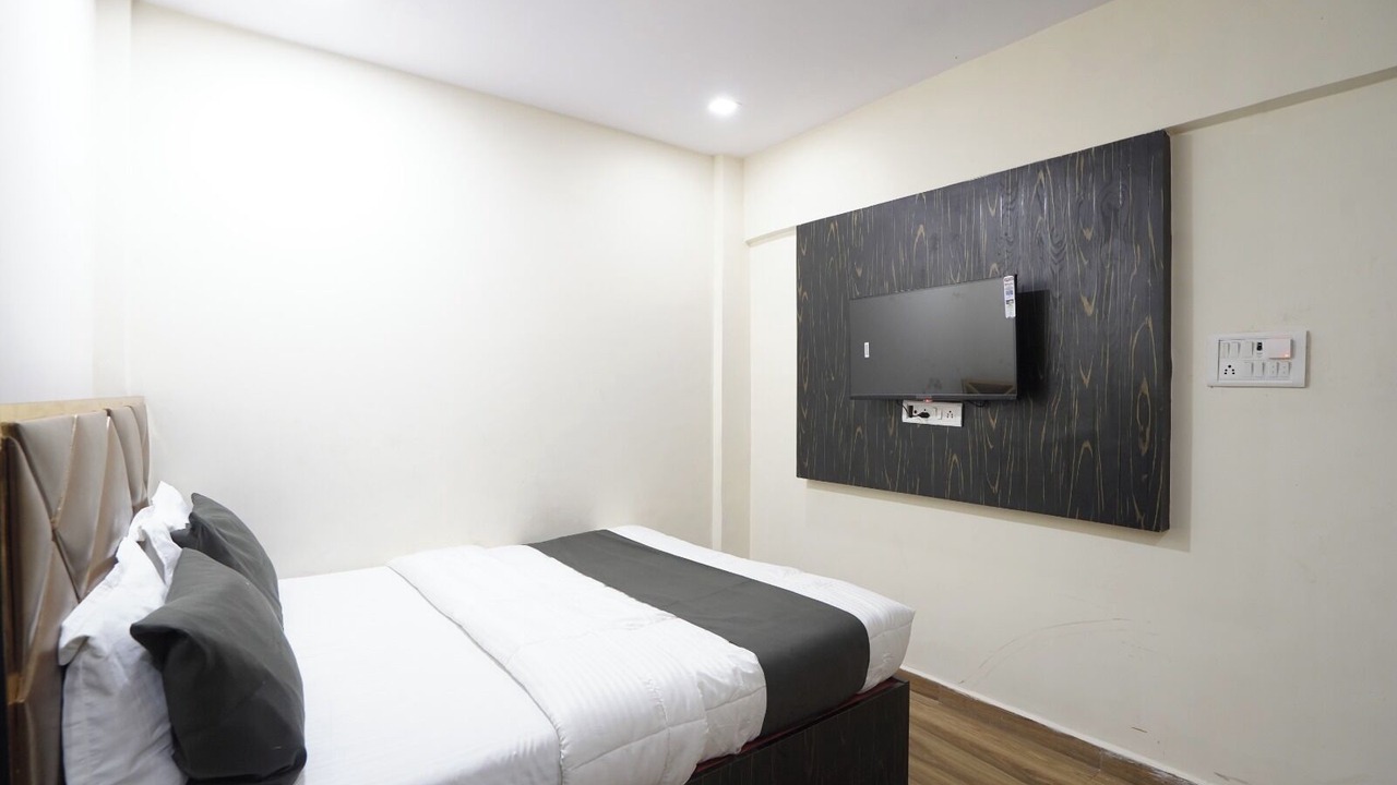 Photo of Bedroom in Andheri West