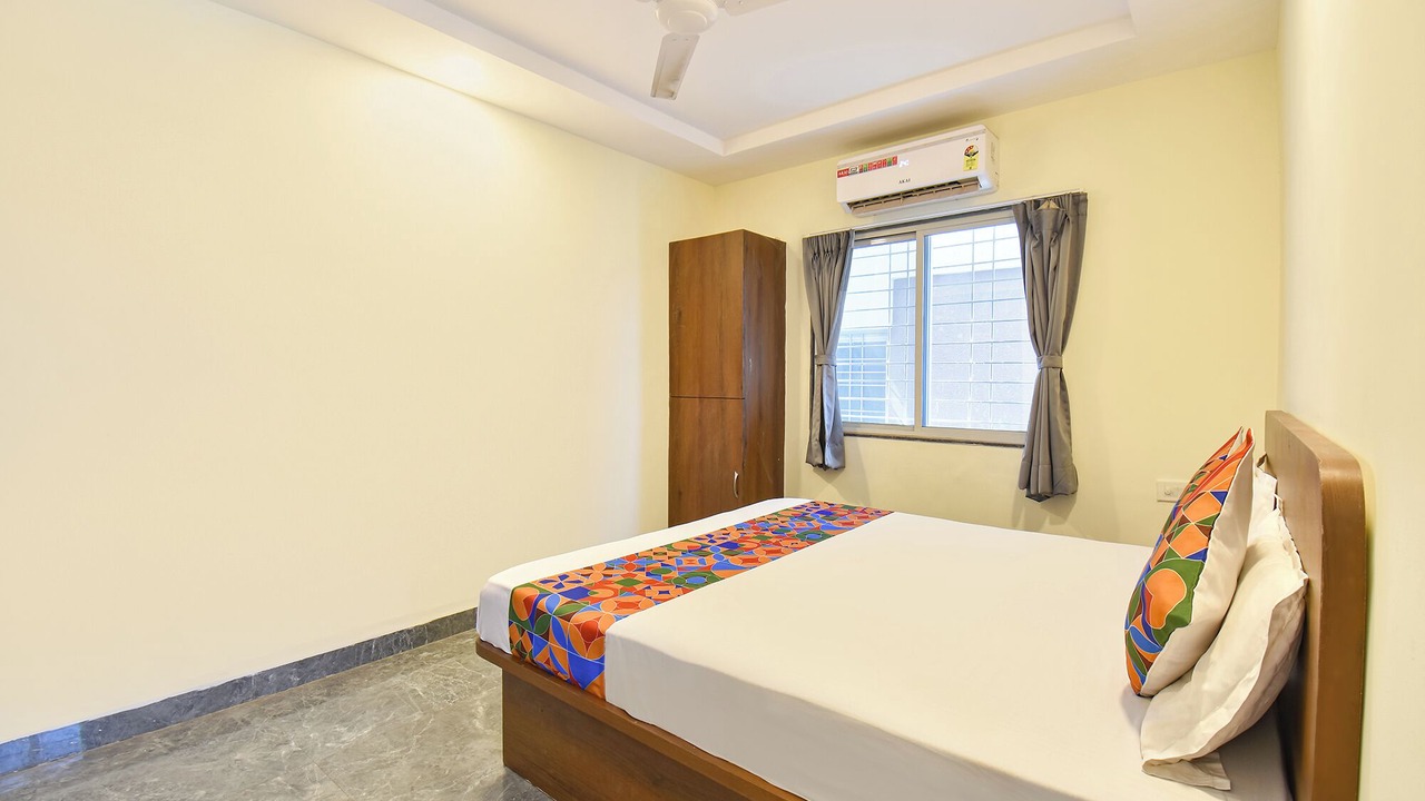 Photo of Bedroom in Hadapsar
