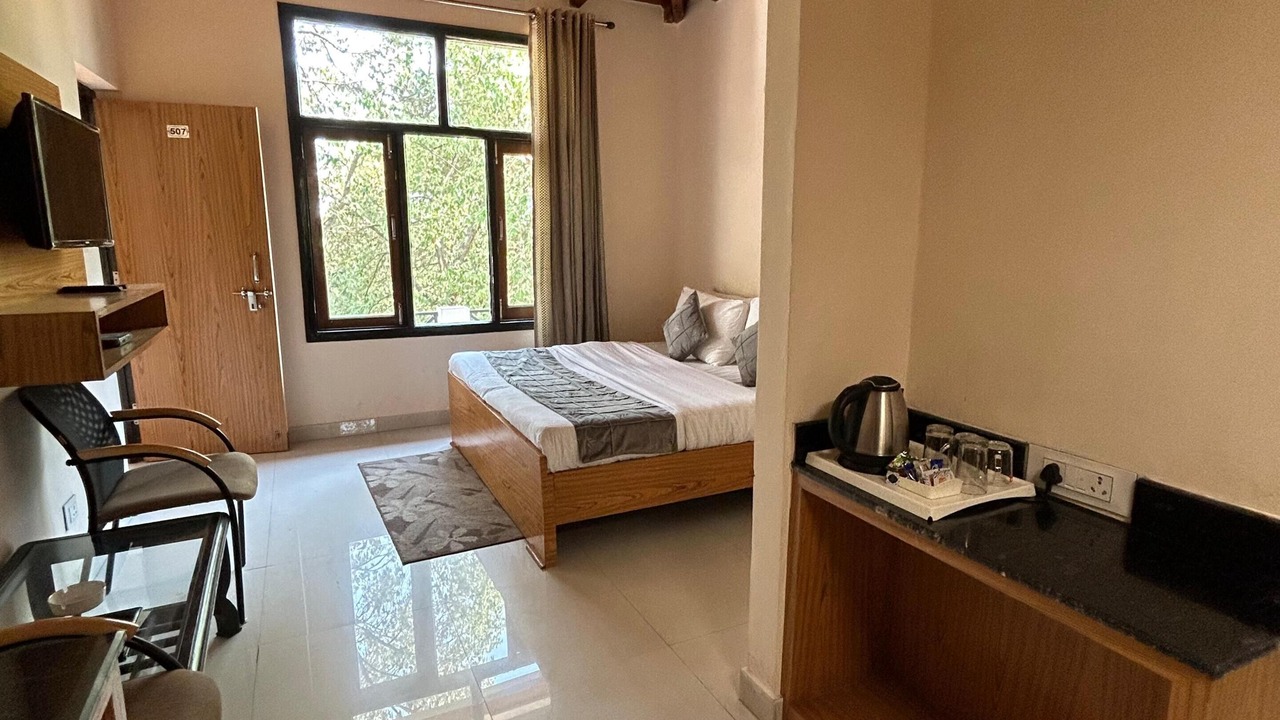 Photo of Bedroom in Bhimtal