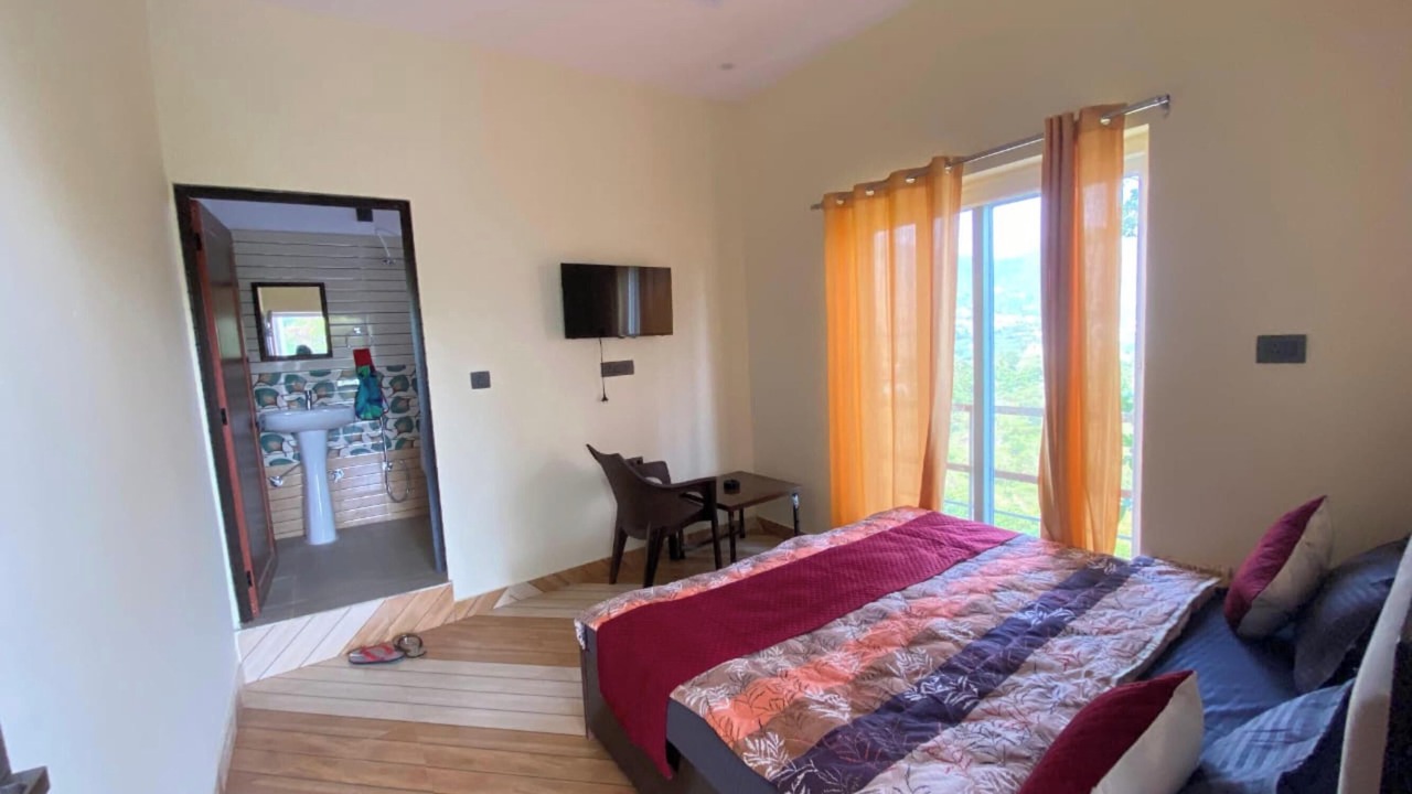 Photo of Bedroom in Bhimtal