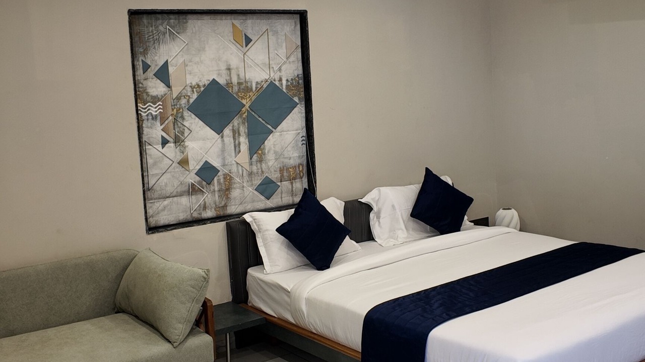 Photo of Bedroom in Gandhinagar