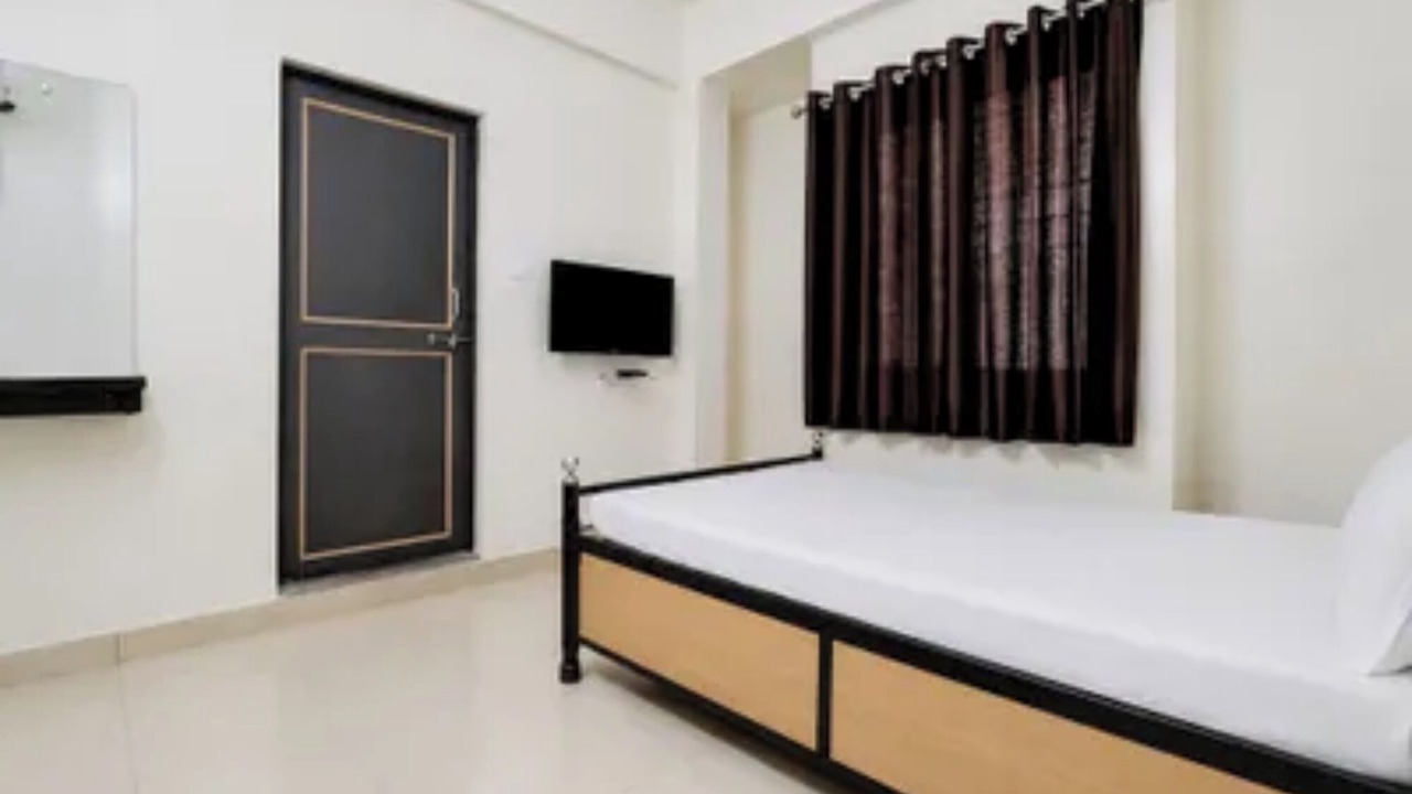 Photo of Bedroom in Undri