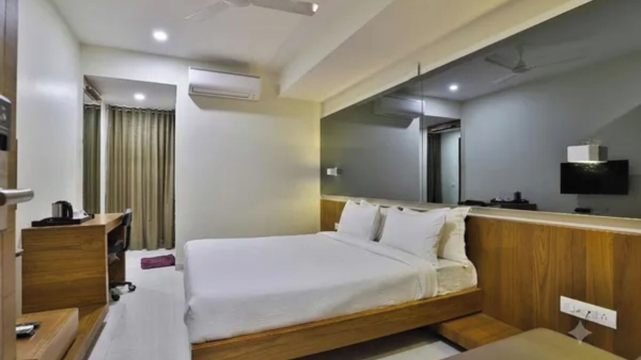 Photo of Bedroom in Gandhinagar