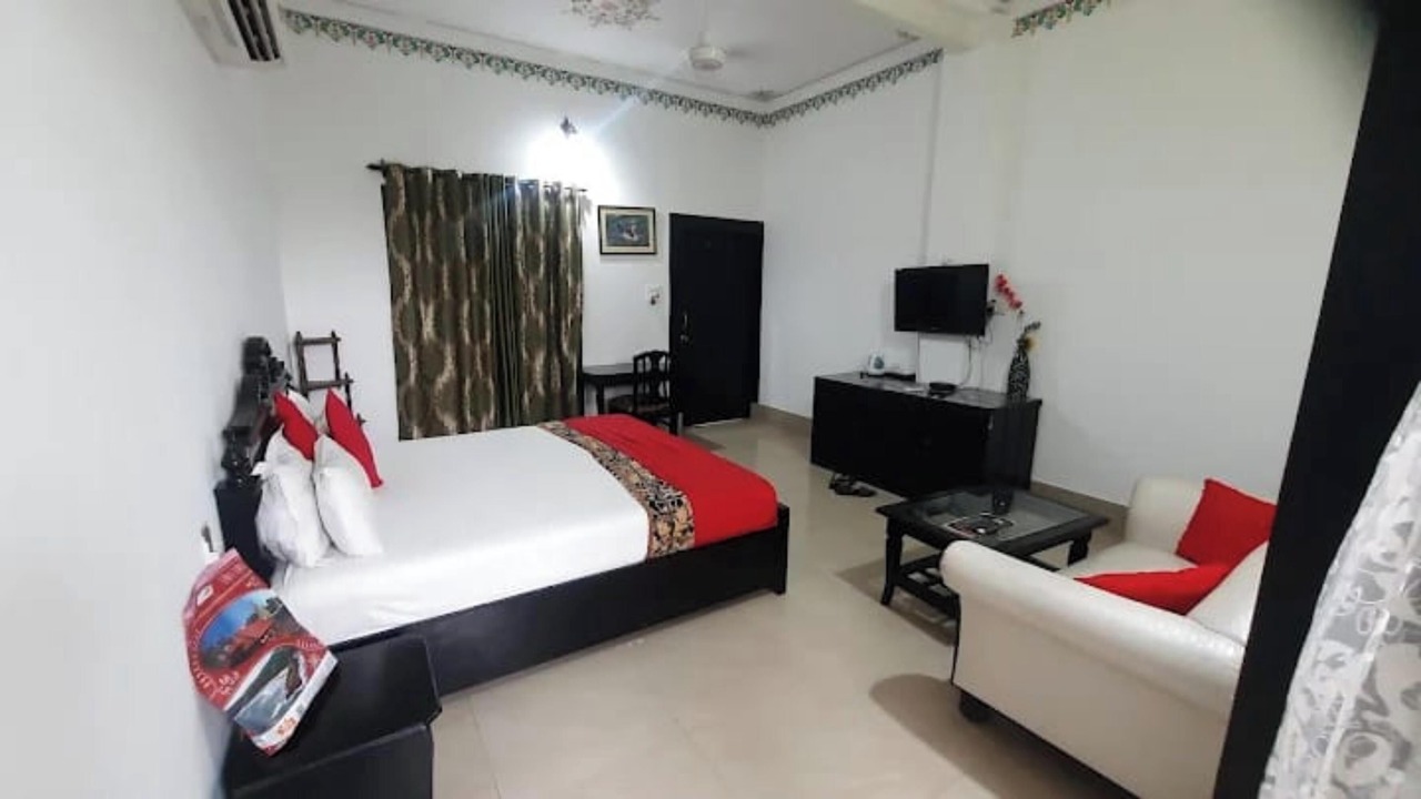 Photo of Bedroom in Bharatpur