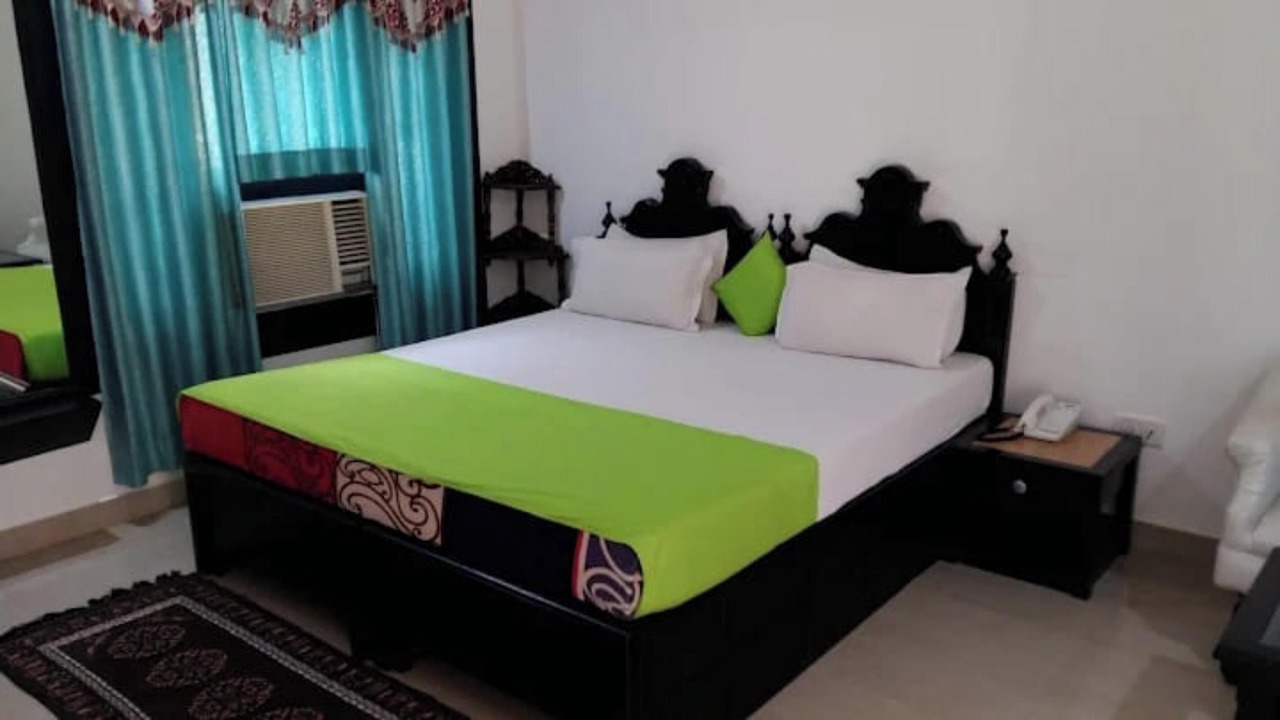 Photo of Bedroom in Bharatpur