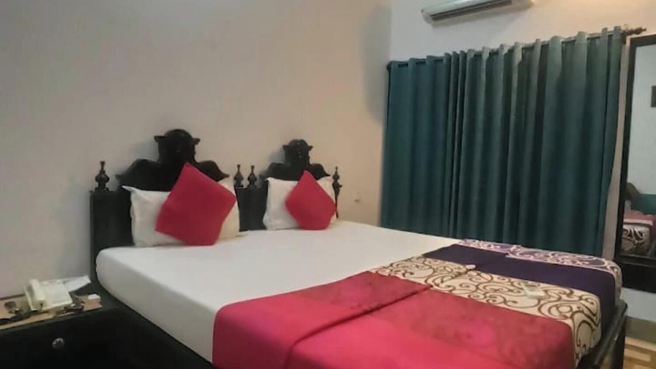 Photo of Bedroom in Bharatpur