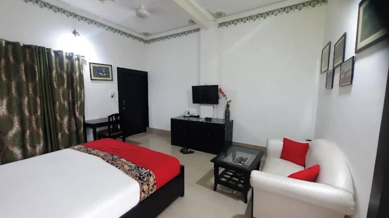 Photo of Bedroom in Bharatpur