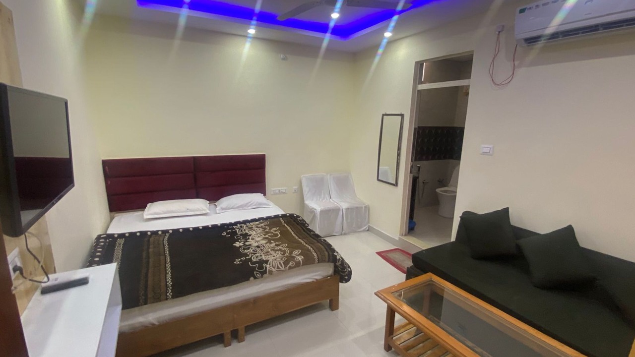 Photo of Bedroom in Srinagar