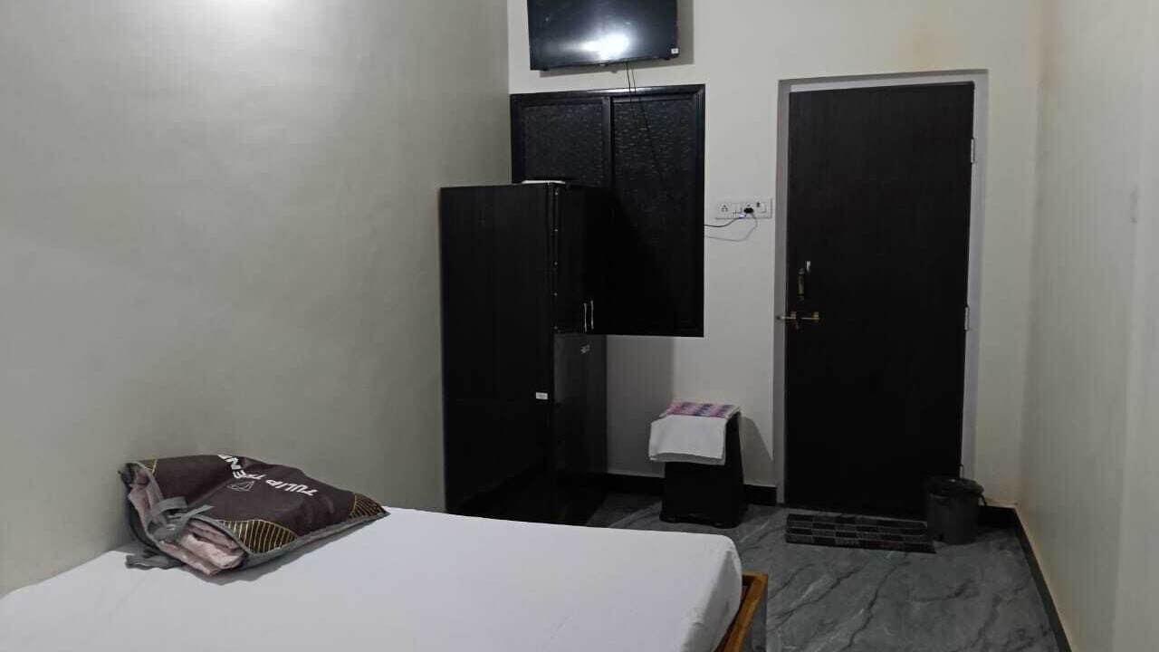 Photo of Bedroom in Bhiwapur