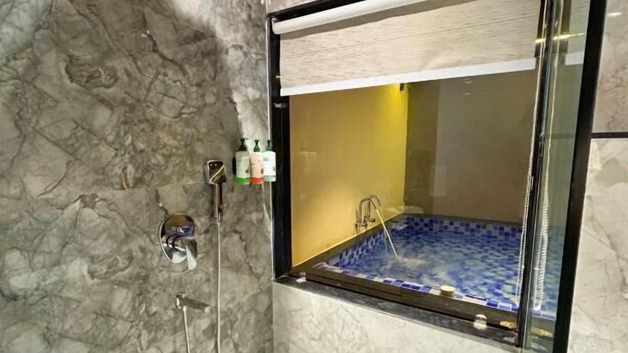 Photo of Bathroom in Rau