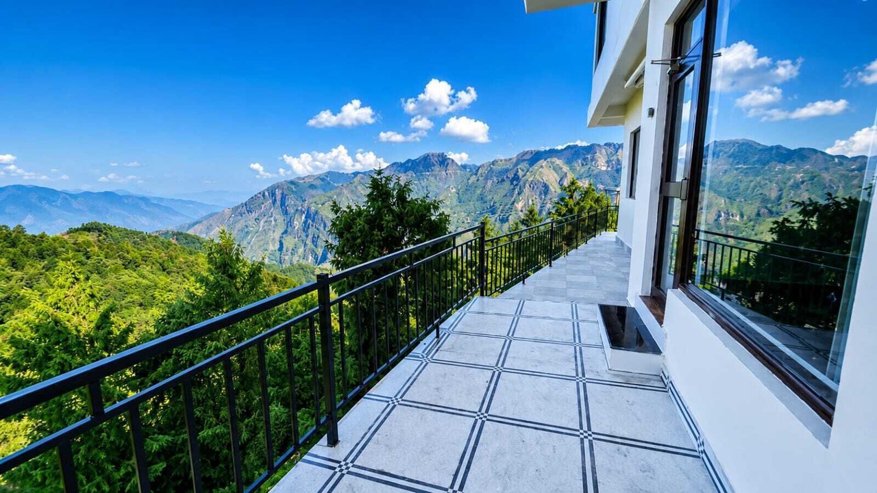Photo of Patio Balcony in Chakrata