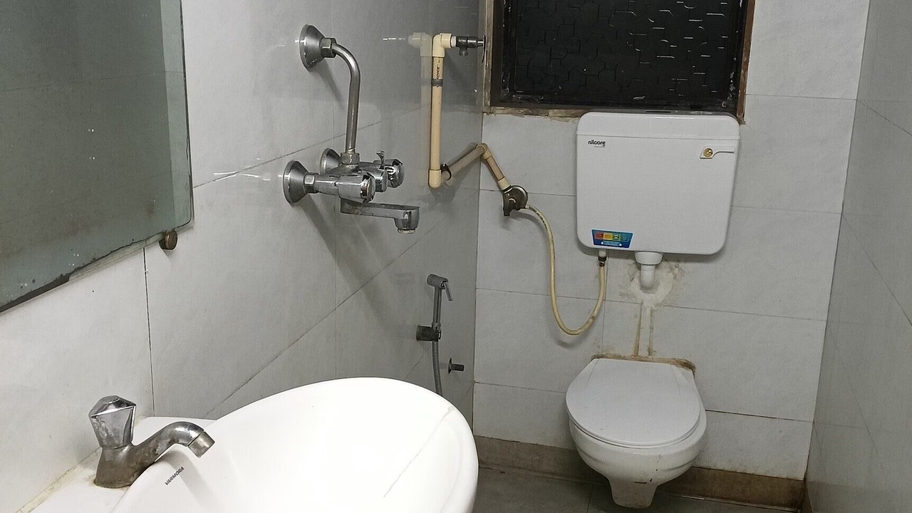 Photo of Bathroom in Amarnath