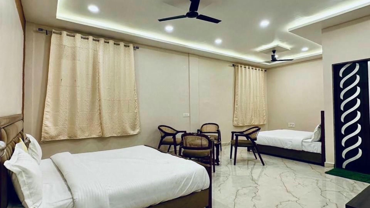 Photo of Bedroom in Bhopal