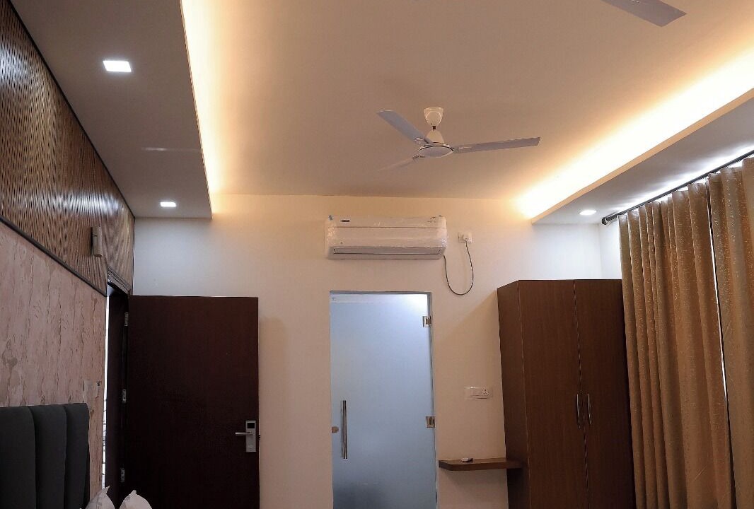 Photo of Bedroom in Khatima