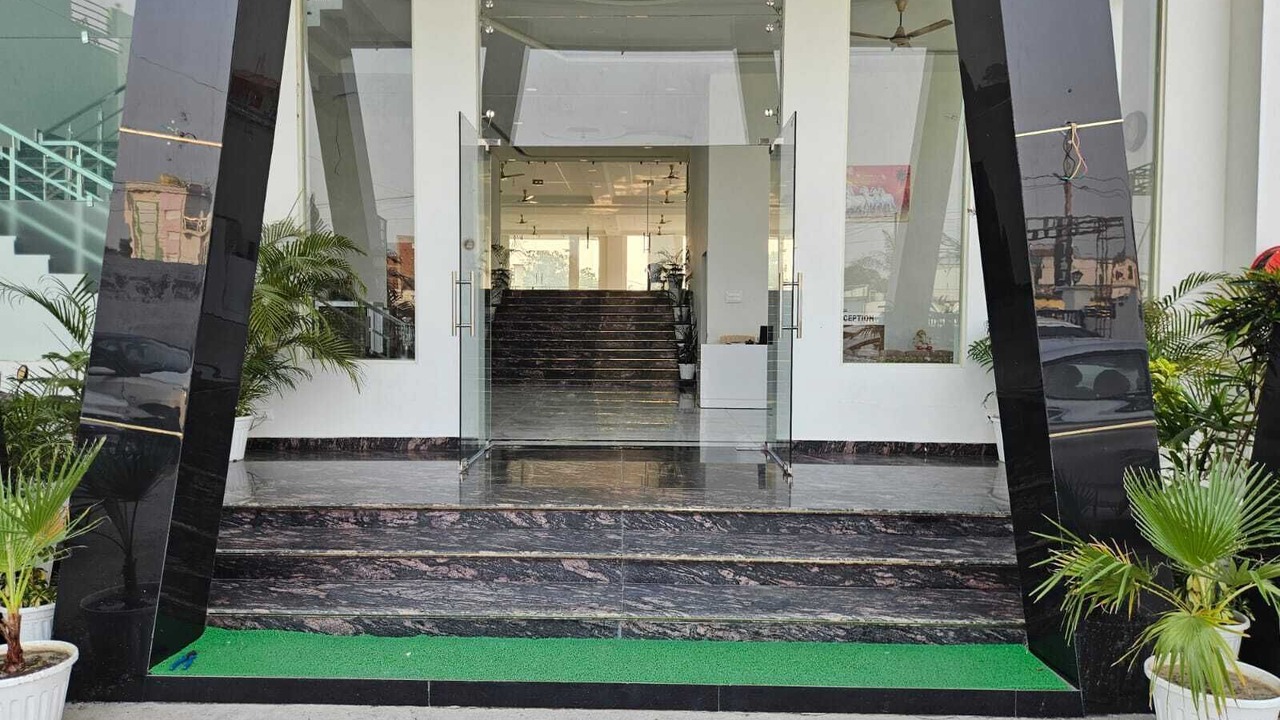 Photo of Outdoor in Khatima
